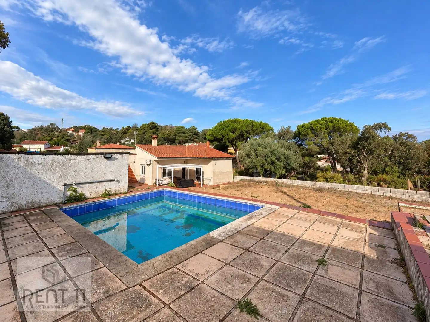 Casa con piscina en venta en COVA