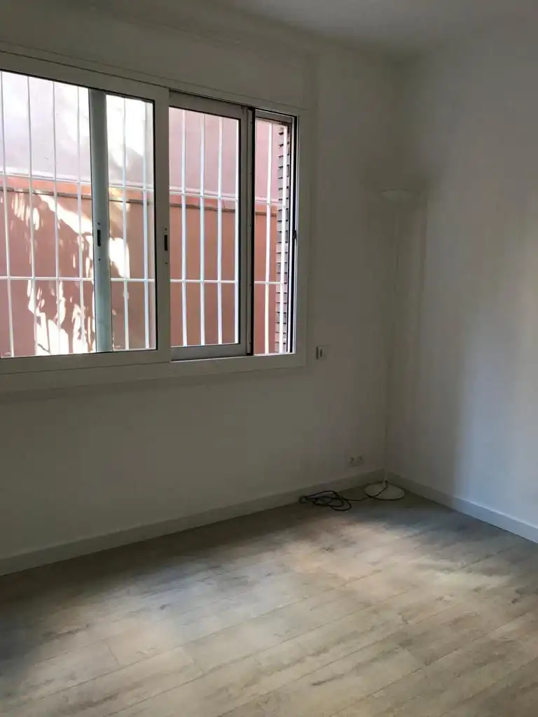 Bedroom of Flat for sale in Barcelona  with Air Conditioner, Heating and Terrace