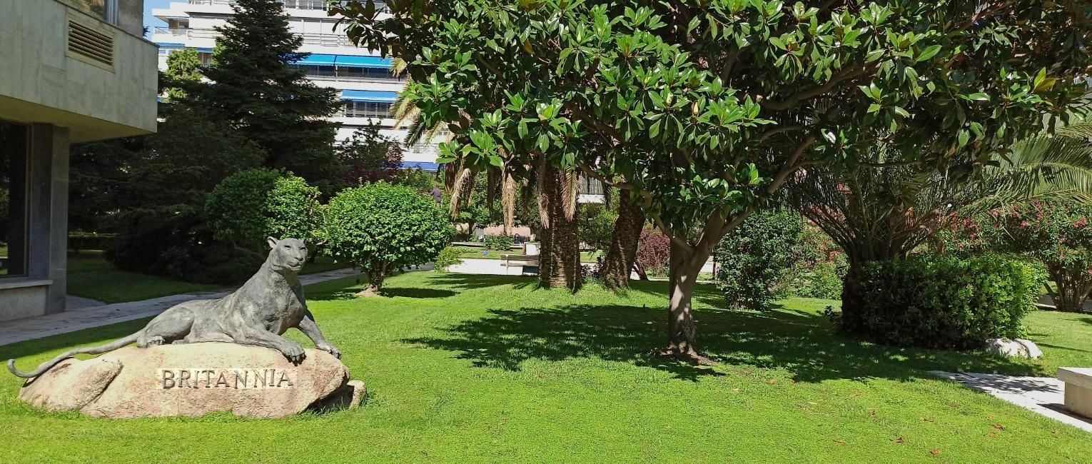 Garden of Flat for sale in  Madrid Capital  with Heating and Parquet flooring