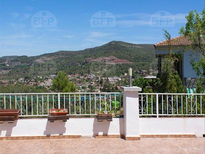 Vista exterior de Casa o xalet de lloguer en Vacarisses amb Calefacció, Jardí privat i Terrassa
