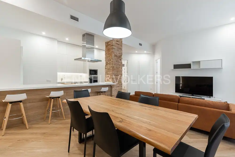 Sala d'estar de Pis de lloguer en Valencia amb Aire condicionat, Calefacció i Moblat