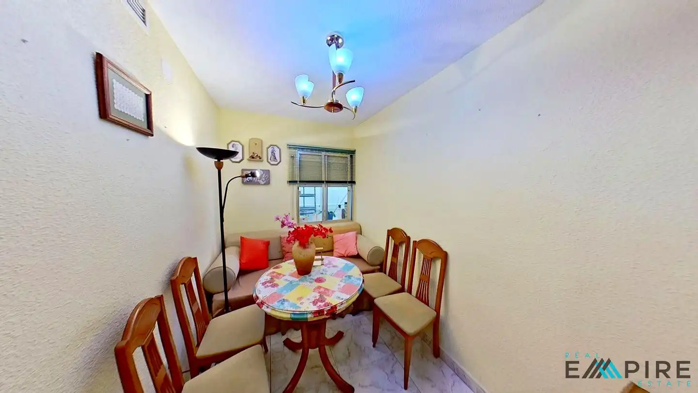 Dining room of Flat for sale in Parla  with Air Conditioner, Heating and Terrace