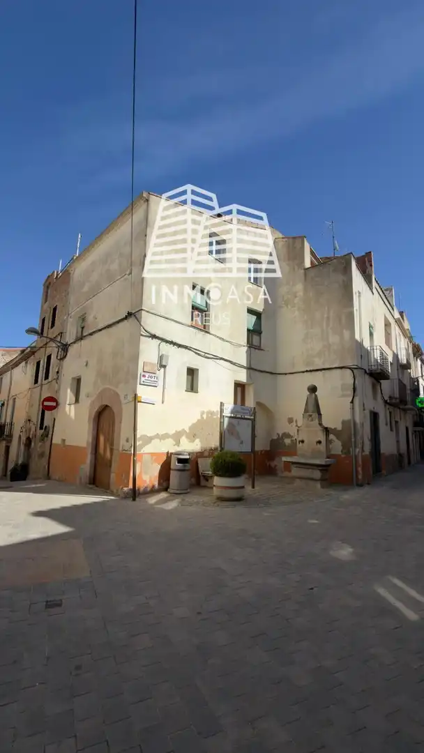 Exterior view of Houses for sale in Vilanova d'Escornalbou