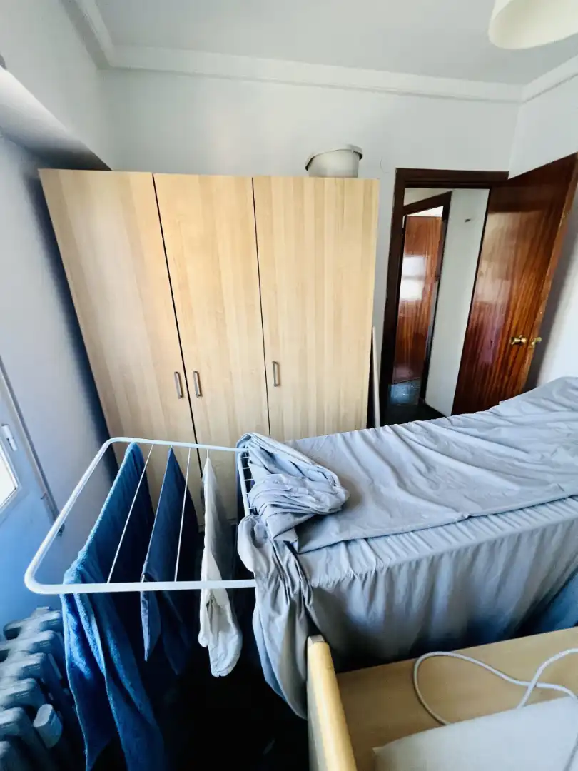 Habitación de Piso en venta en Zaragoza con Calefacción, Amueblado y Horno