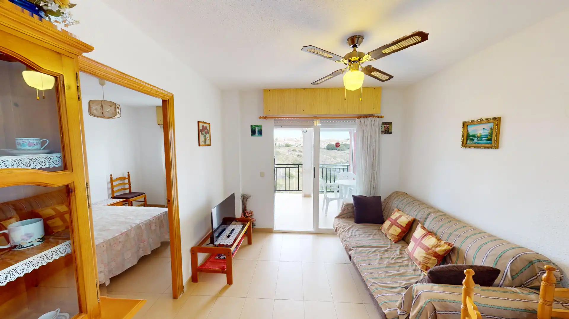 Sala de estar de Piso en venta en Torrevieja con Terraza, Amueblado y Lavadora