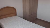 Dormitori de Apartament de lloguer en San Andrés del Rabanedo amb Calefacció