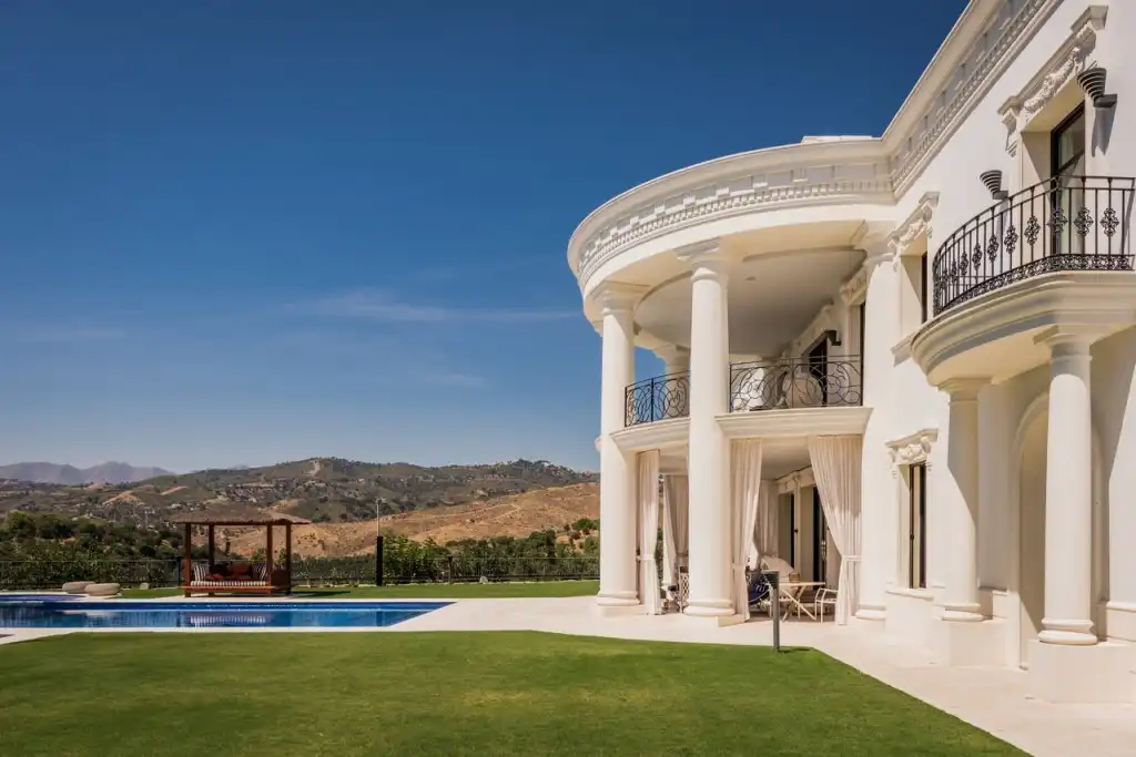 Chalet con piscina en venta en Milla de Oro, imagen 27