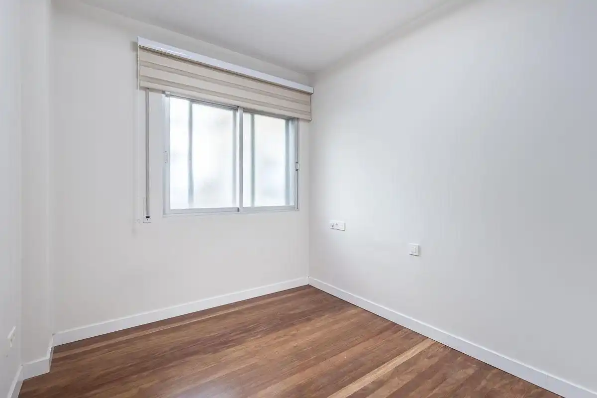 Bedroom of Flat for rent in Granada  with Air Conditioner, Heating and Terrace