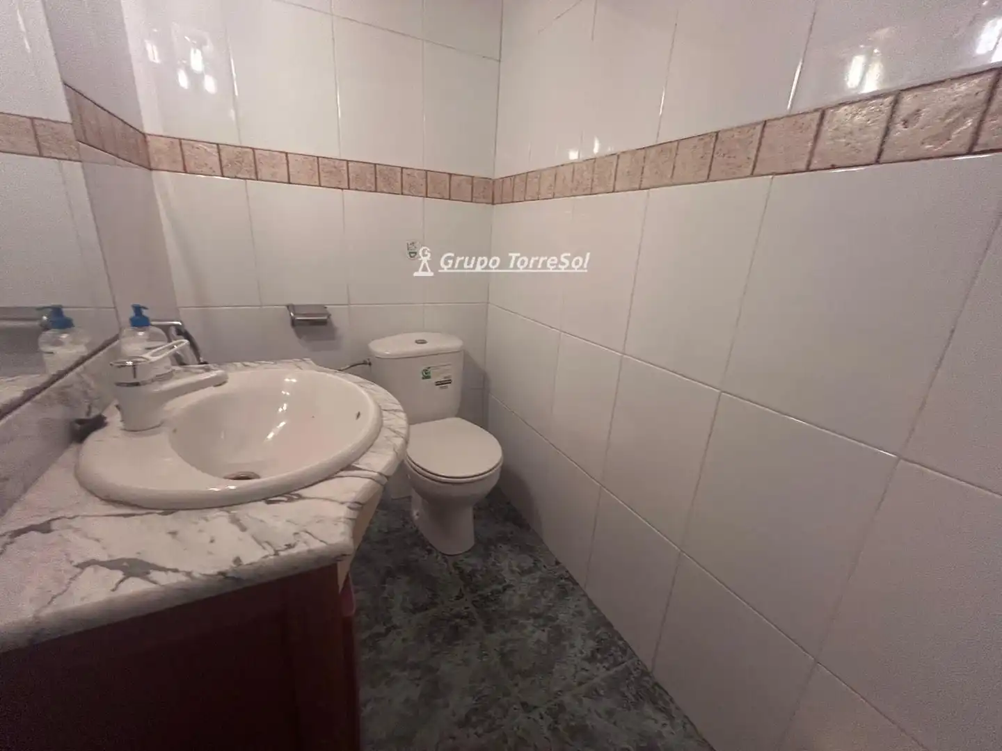 Baño de Casa o chalet en venta en El Vendrell con Calefacción, Terraza y Trastero