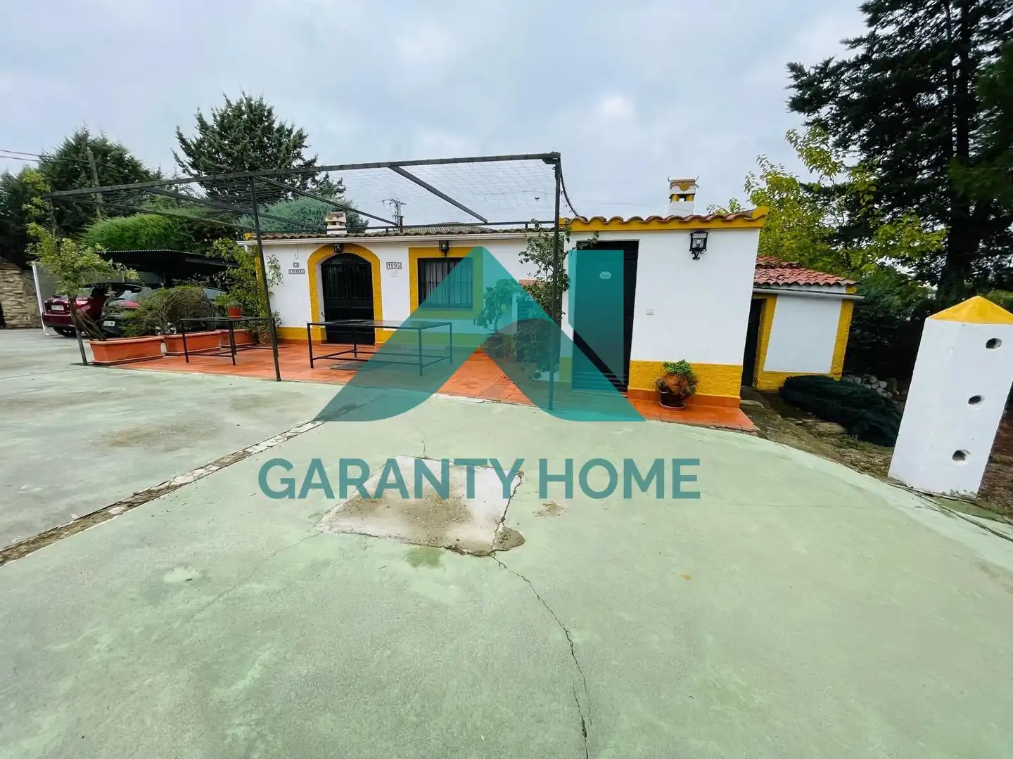 Exterior view of Houses for sale in Casar de Cáceres  with Air Conditioner, Private garden and Terrace