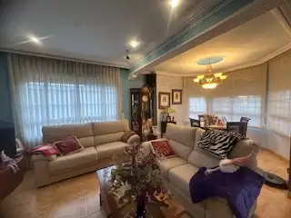 Sala de estar de Casa o chalet en venta en Villaquilambre con Aire acondicionado, Calefacción y Terraza