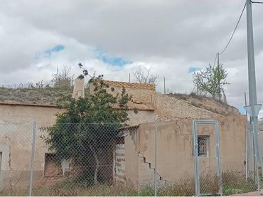 Maison rustique à vendre à Algueña
