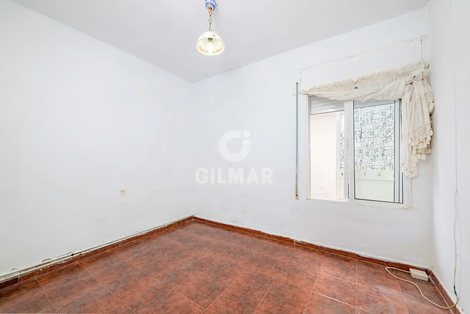 Dormitori de Casa adosada en venda en Chiclana de la Frontera amb Jardí privat