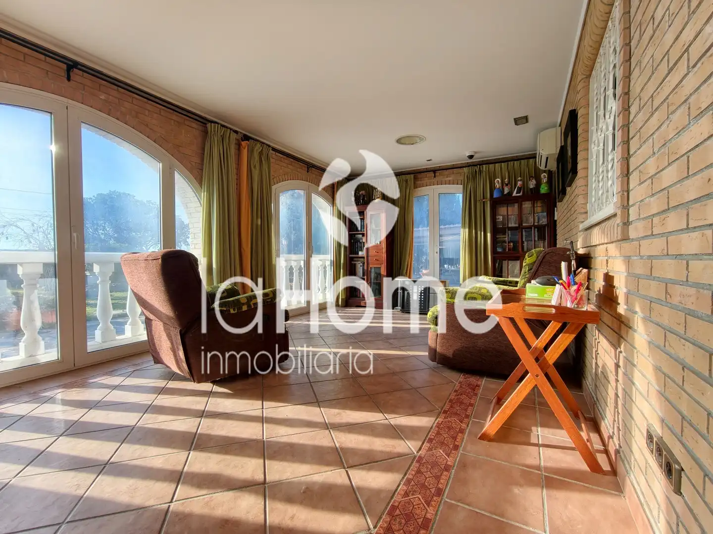 Sala de estar de Casa o chalet en venta en Llíria con Aire acondicionado, Jardín privado y Terraza