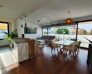 Living room of Attic to rent in Castilleja de Guzmán