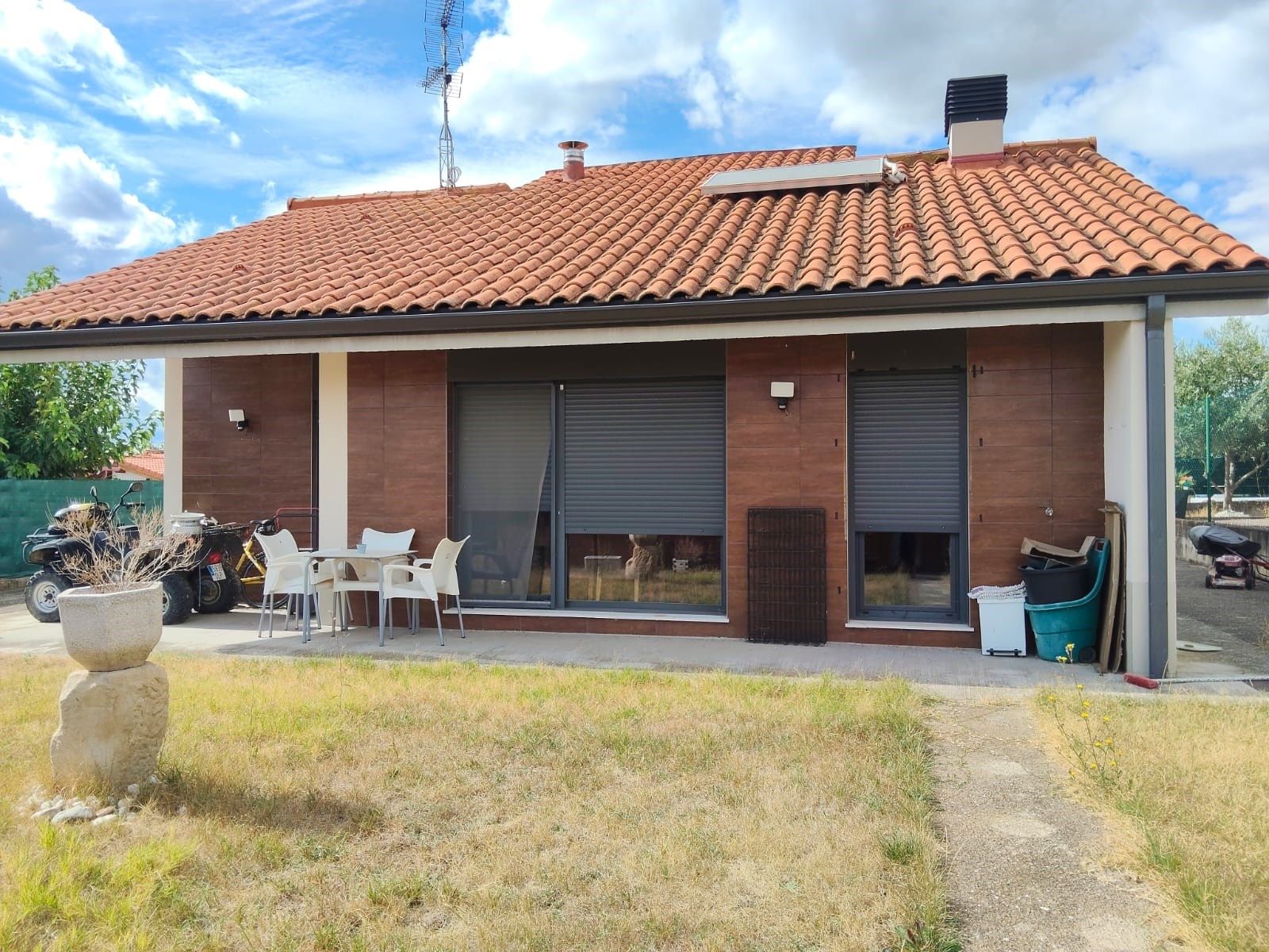 Exterior view of House or chalet for sale in Zambrana