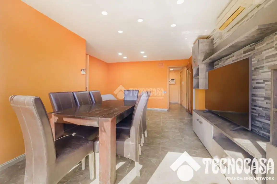 Küche von Wohnung zum Verkauf in Barcelona mit Balkon