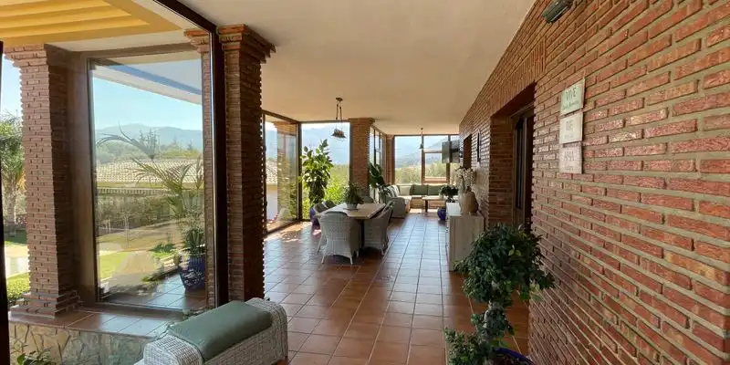 Casa o xalet en venda en Loja amb Aire condicionat, Jardí privat i Terrassa