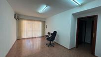 Sala d'estar de Pis en venda en  Valencia Capital amb Balcó
