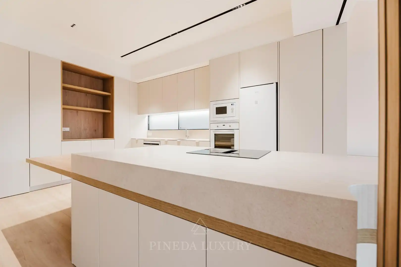 Appartamento con terrazza in vendita a Calle Calle de Pizarro, imagen 9