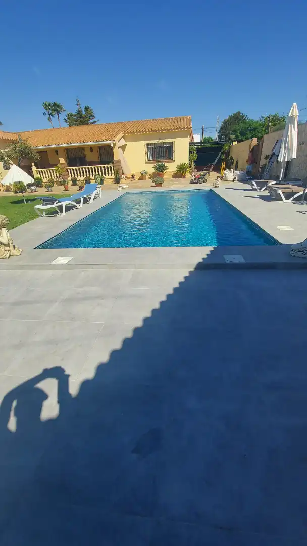 Piscina de Casa o xalet en venda en Vélez-Málaga amb Piscina