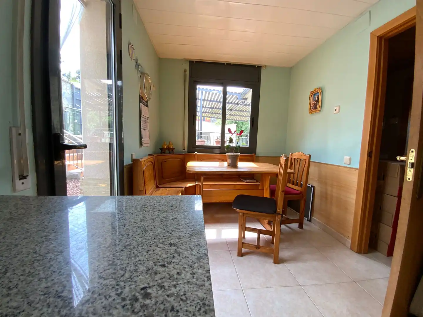 Comedor de Casa adosada en venta en Terrassa con Calefacción, Jardín privado y Terraza