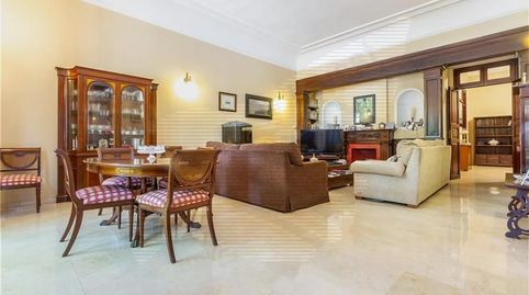 Palma. Centro. Piso muy céntrico de 350m2 aprox. en edificio emblemático. Esta vivienda tiene unos 350m2 aprox., consta de un ampl, imatge 2