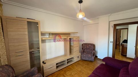 Foto 4 de Piso en venta en Plaza Foramontanos, Gamonal - San Bruno - G9, Burgos Capital