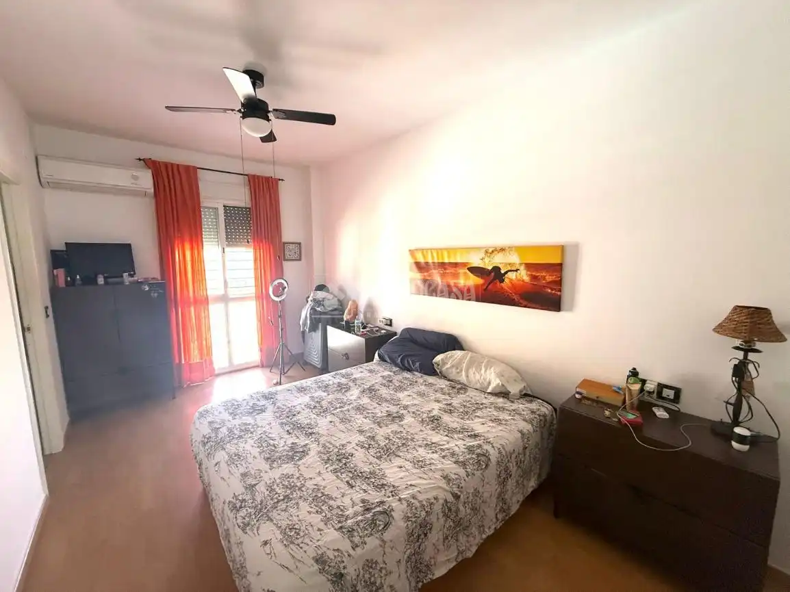 Habitación de Casa adosada en venta en Palomares del Río