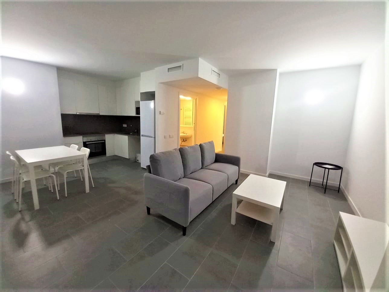 Apartamento de alquiler en Carrer Valentí Almirall, Príncep de Viana - Clot -Xalets Humbert Torres