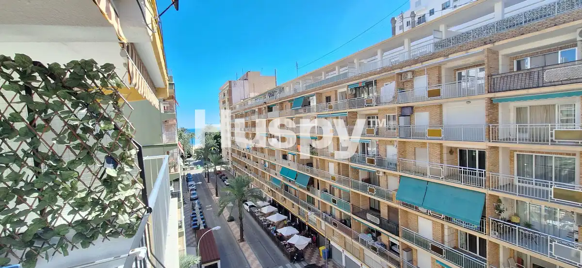 Appartamento con terrazza in vendita a Carrer Barcelona