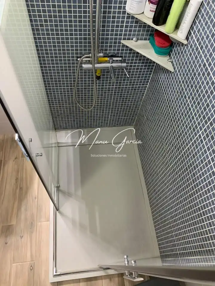 Bathroom of Flat for sale in Lucena  with Air Conditioner, Heating and Balcony