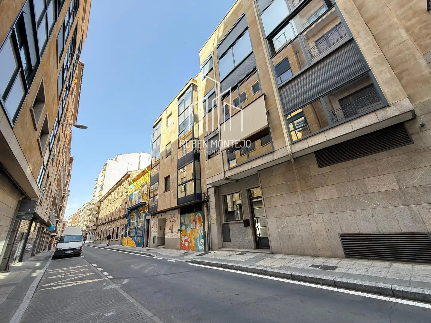 Vista exterior de Apartament de lloguer en Salamanca amb Calefacció, Terrassa i Moblat