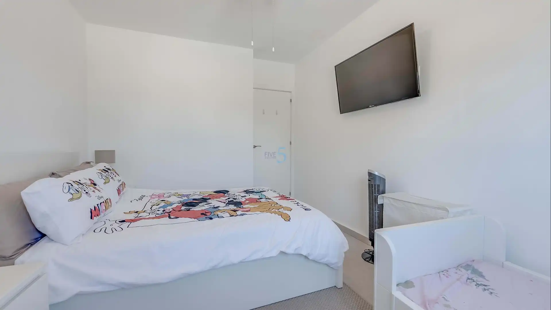 Habitación de Casa o chalet en venta en Torrevieja con Terraza, Piscina y Amueblado