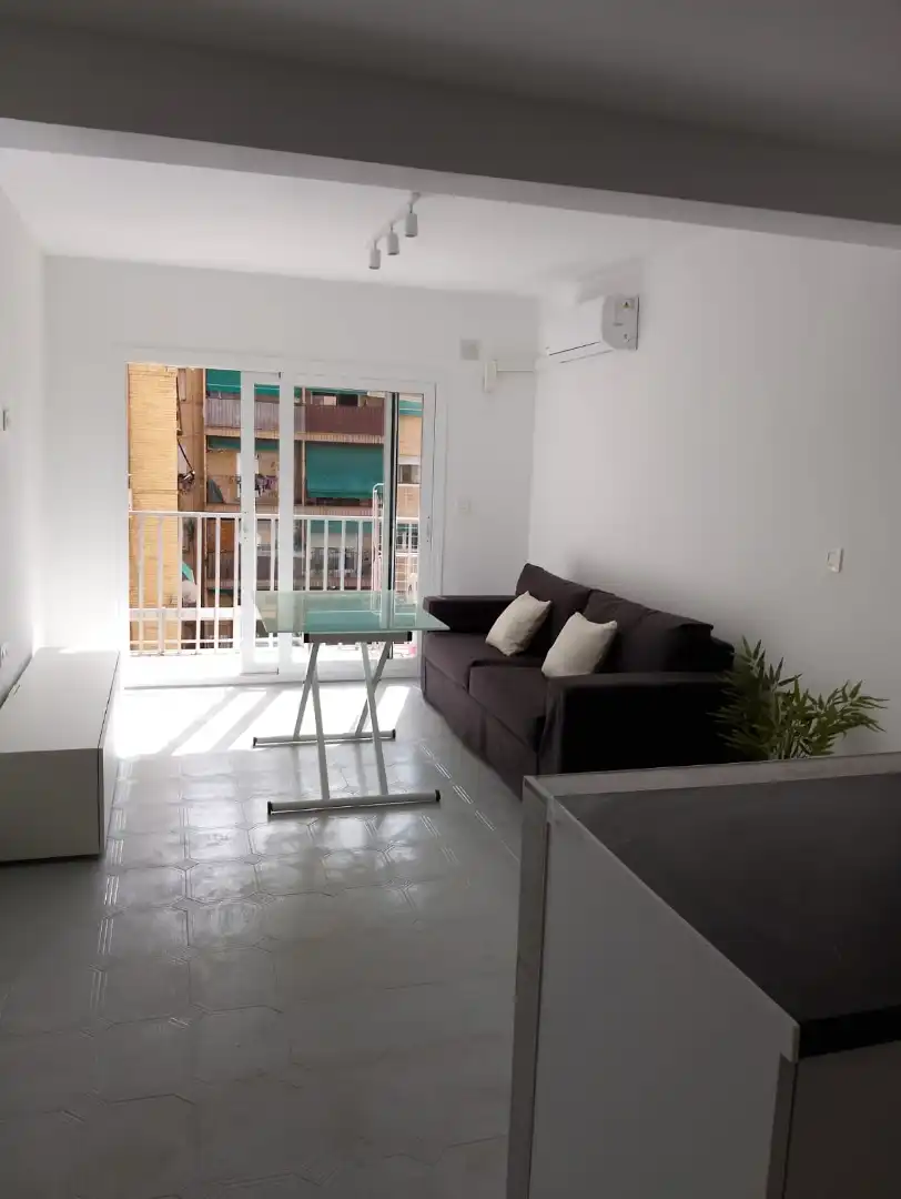 Wohnzimmer von Wohnung zur Miete in Granada mit Klimaanlage, Heizung und Terrasse