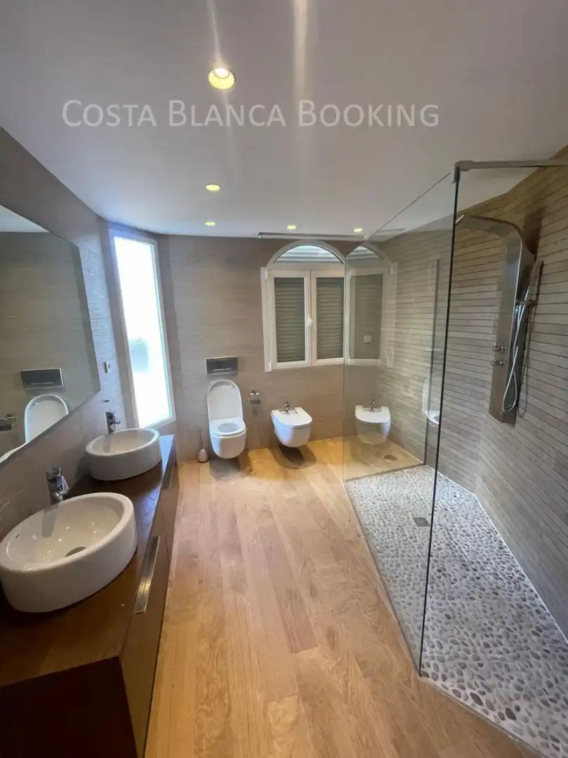 Chalet con terraza en venta en Pueblo - Urbanizaciones, imagen 49