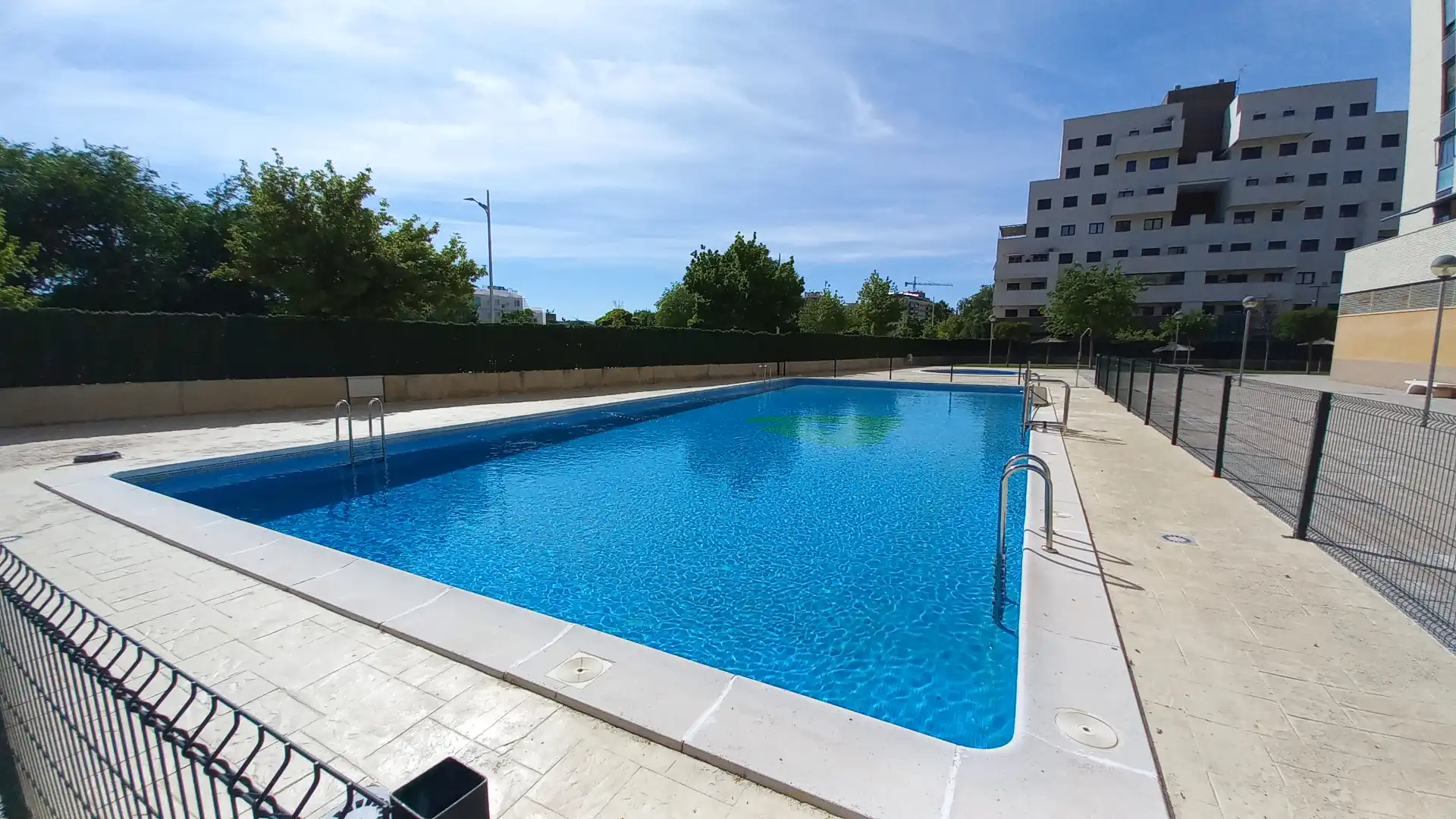 Piscina de Pis en venda en Albacete amb Calefacció, Terrassa i Traster