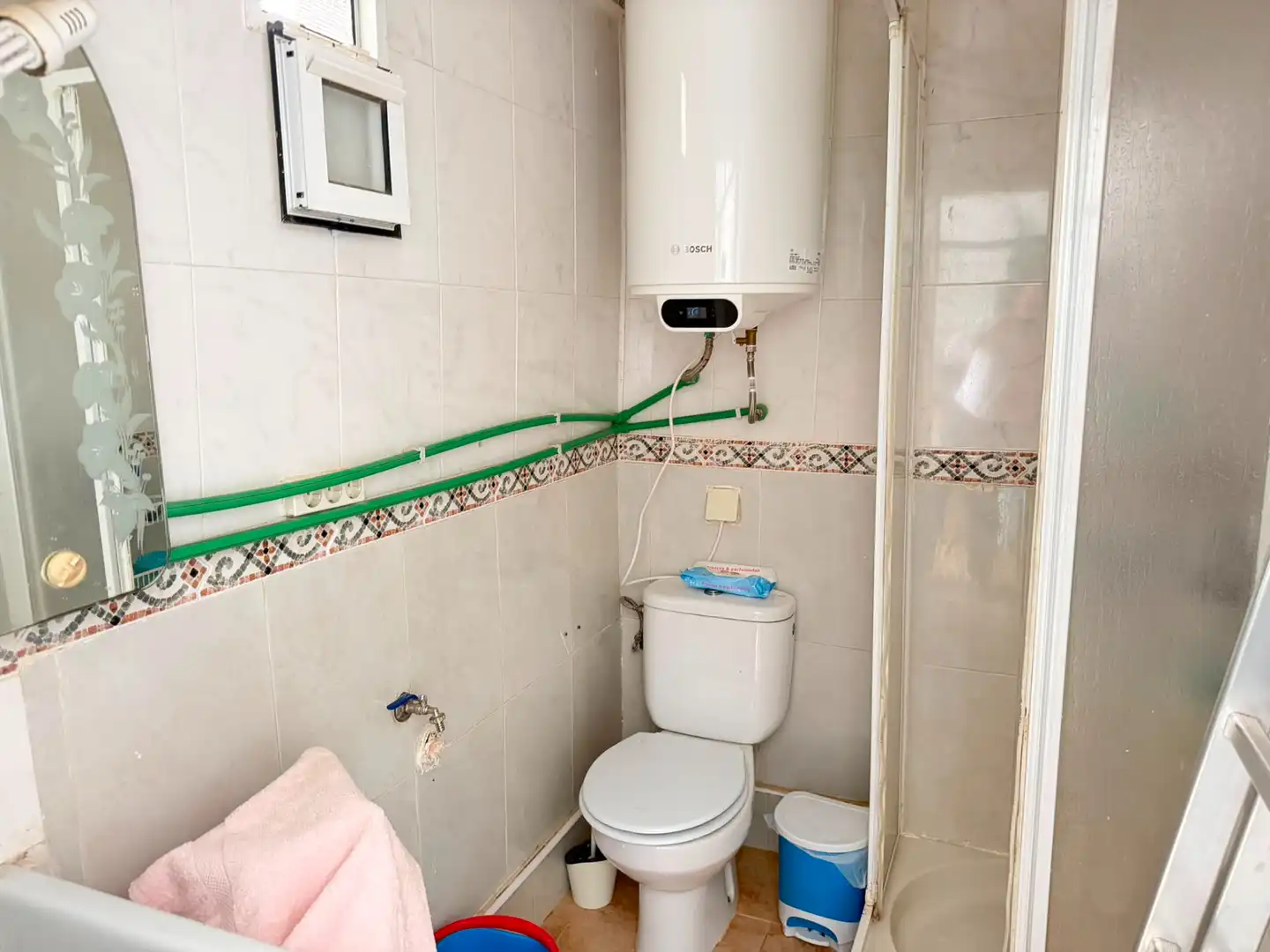 Badezimmer von Einfamilien-Reihenhaus zum Verkauf in Los Alcázares mit Klimaanlage, Abstellraum und Möbliert