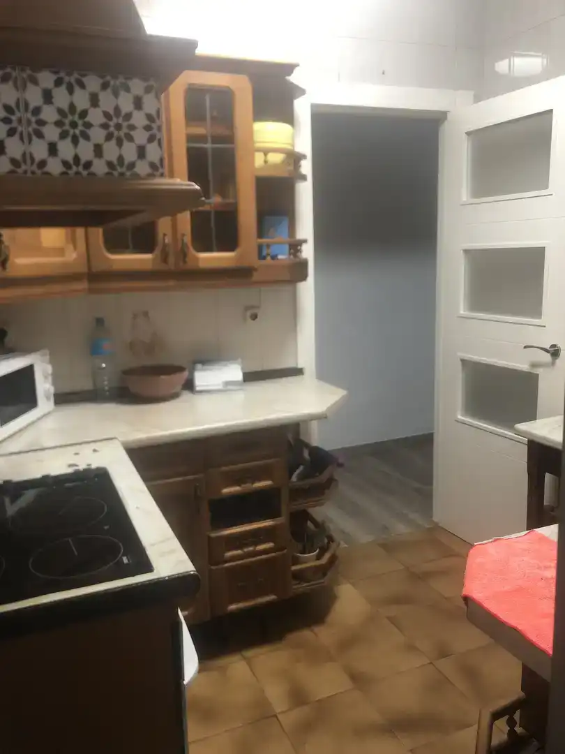 Kitchen of Flat for share in Málaga  with Parquet flooring, Furnished and Balcony