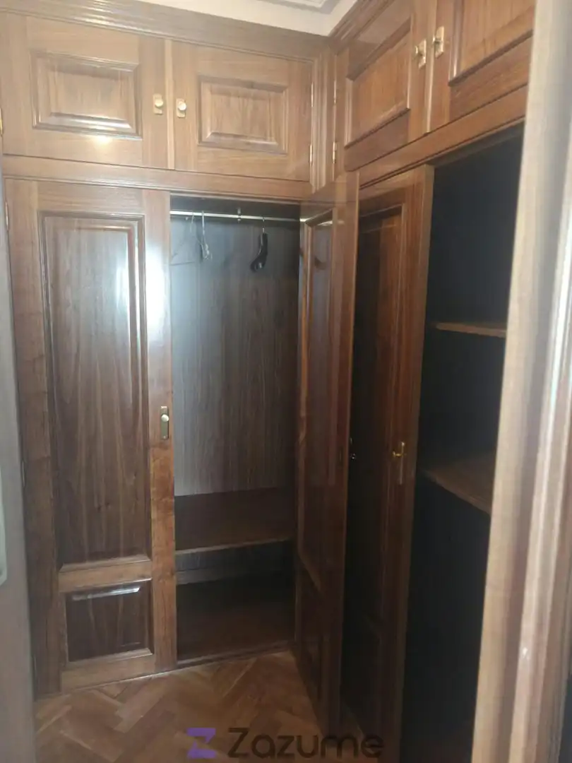 Habitación de Apartamento de alquiler en Ávila con Calefacción, Parquet y Terraza
