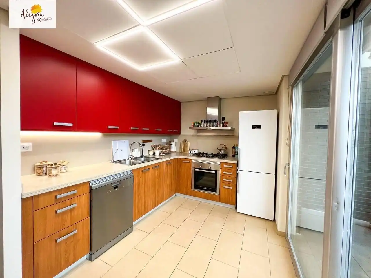 Cocina de Casa o chalet en venta en Chiva con Aire acondicionado, Calefacción y Jardín privado