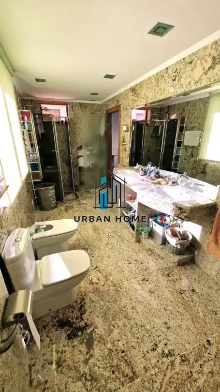 Bathroom of Houses for sale in León Capital   with Heating, Private garden and Terrace