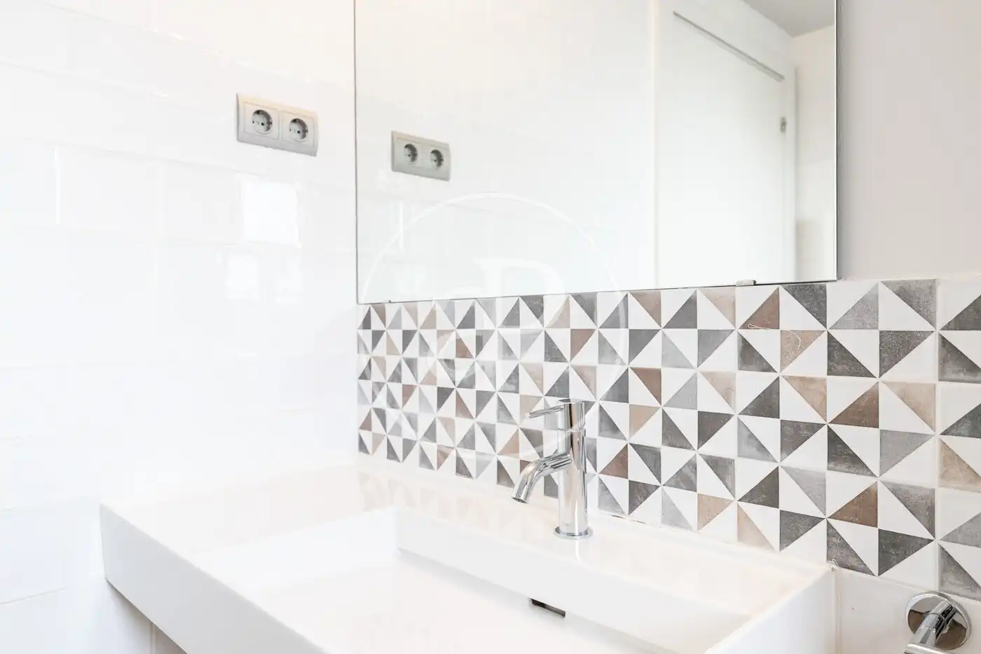 Flat for sale in Carrer de Ticià, Vallcarca i els Penitents
