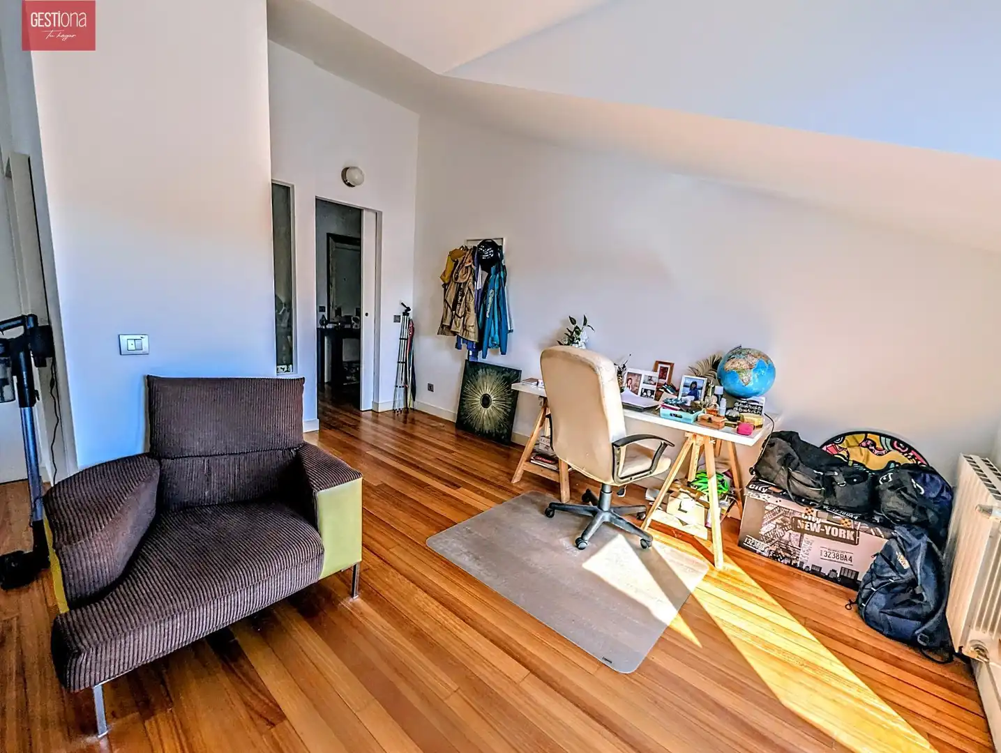 Sala d'estar de Àtic en venda en Entrambasaguas amb Calefacció i Terrassa