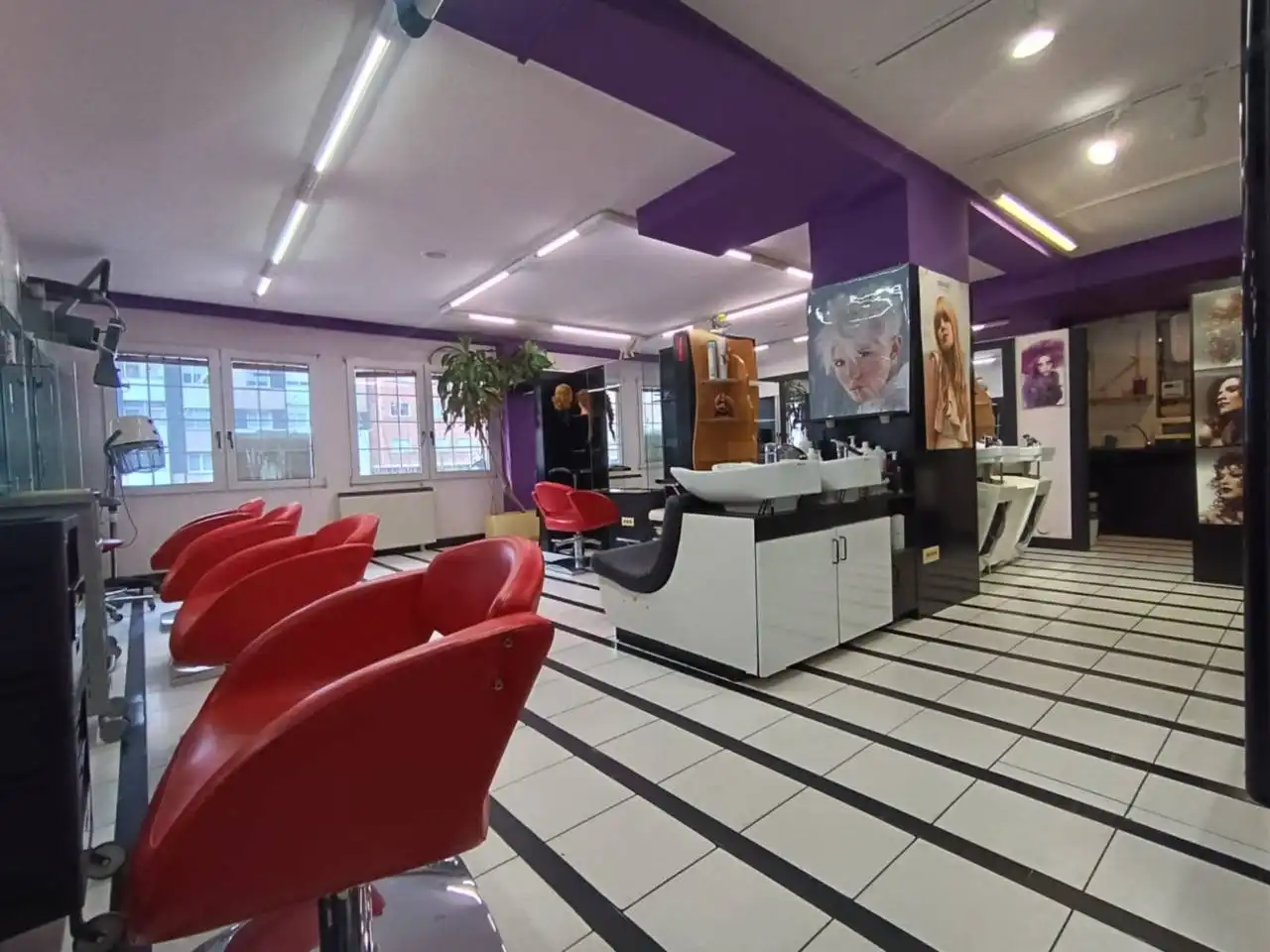Local comercial en venta en Avenida Derechos Humanos, imagen 4