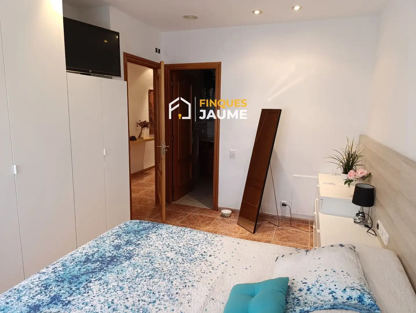 Habitación de Casa adosada en venta en Torrefarrera con Aire acondicionado, Calefacción y Terraza