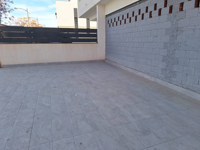 Local comercial en Alquiler en Parque Lo Torrent