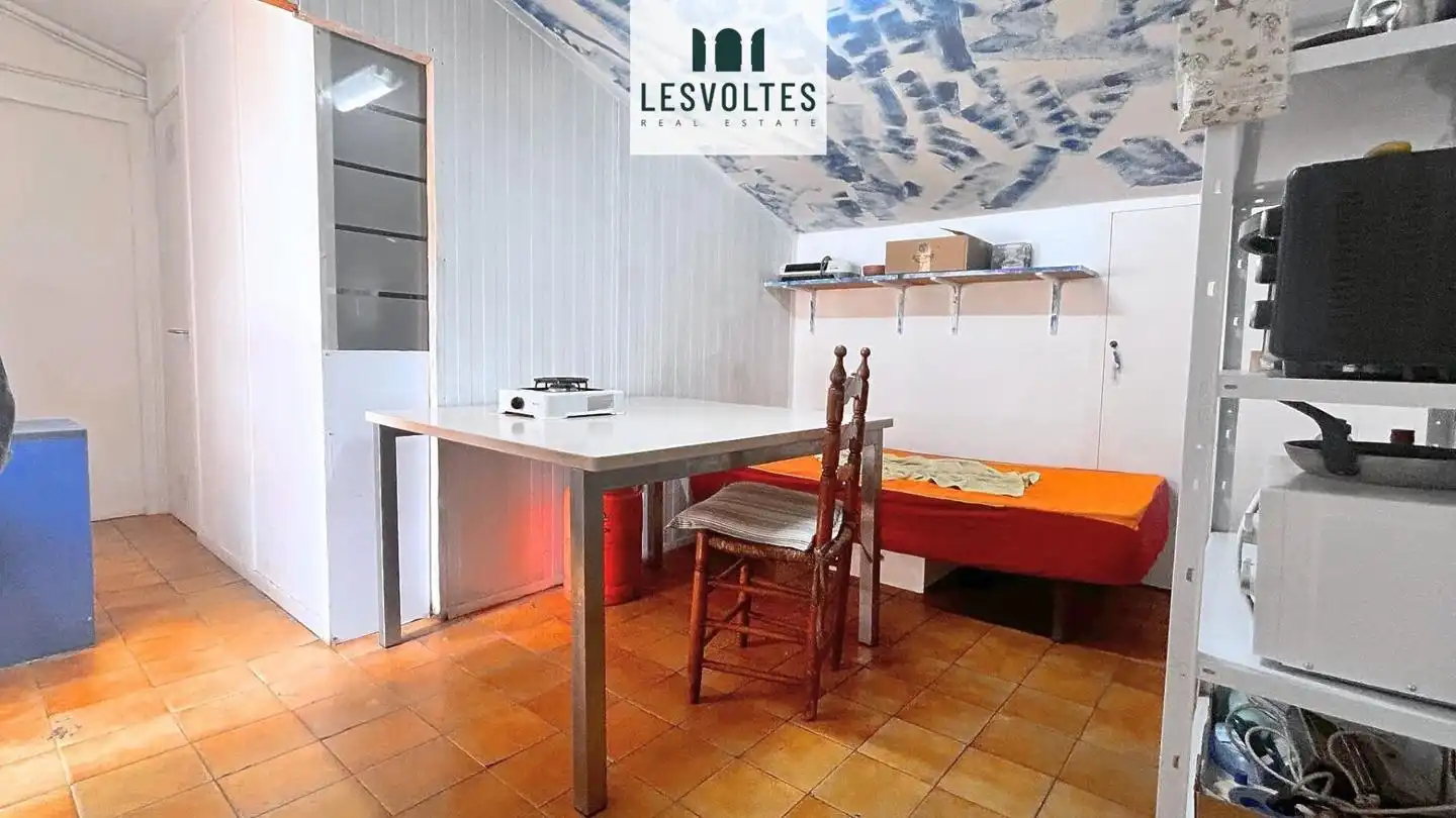 Cuina de Local en venda en Palafrugell amb Aire condicionat i Moblat