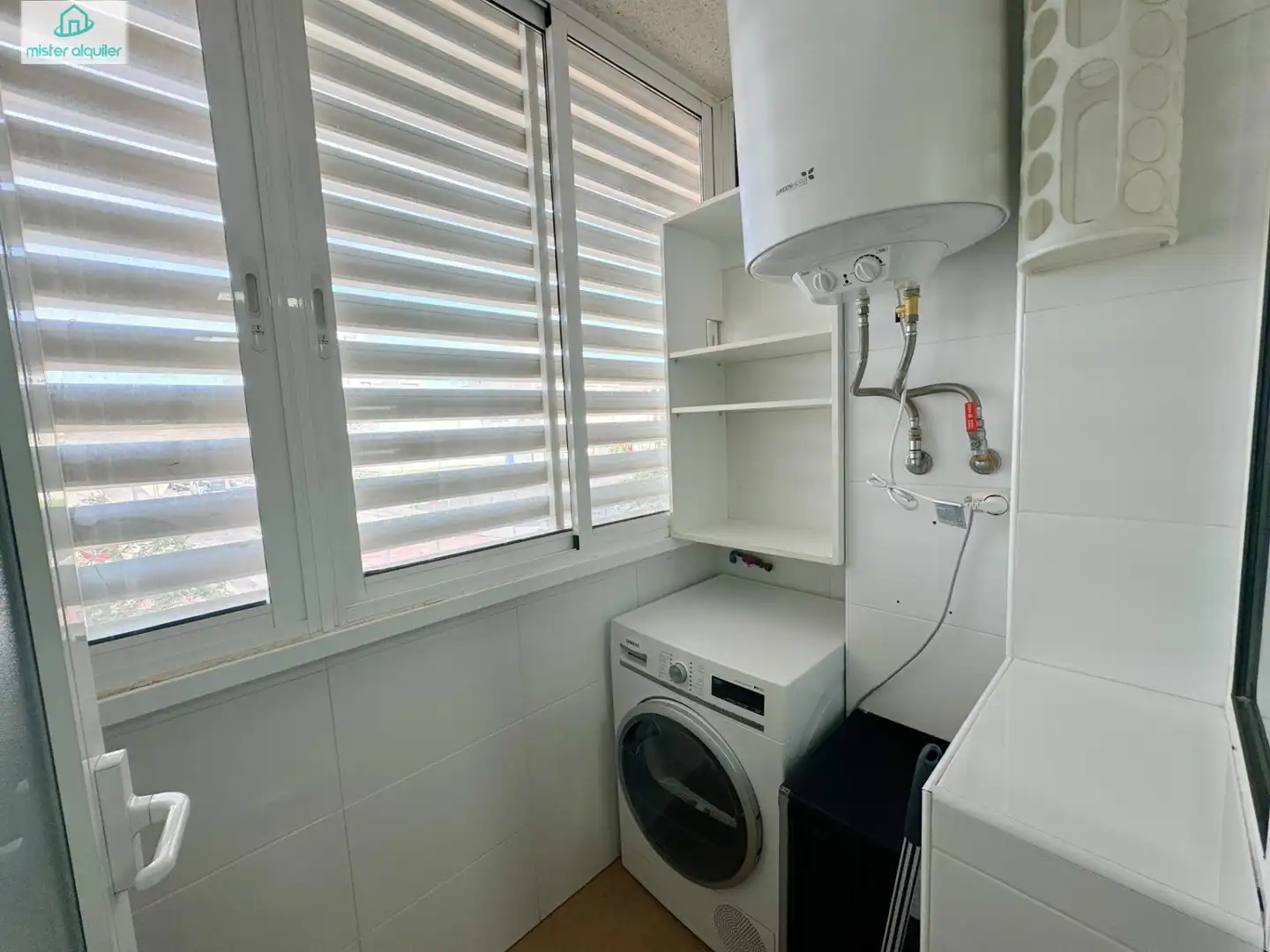 Habitación de Apartamento de alquiler en Sant Joan d'Alacant con Aire acondicionado, Jardín privado y Terraza