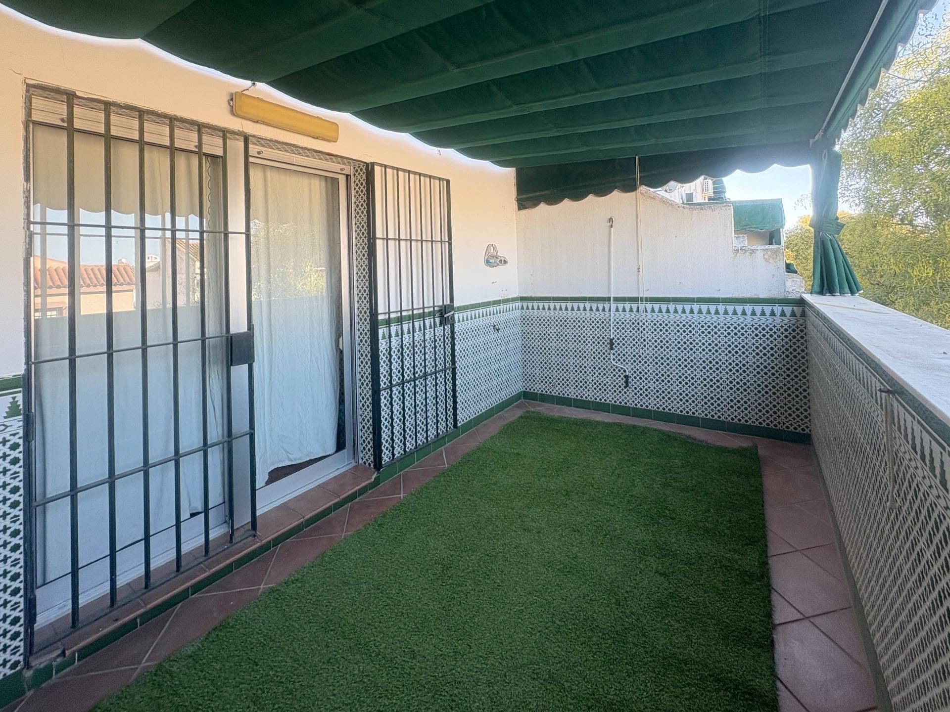 Terrassa de Casa adosada en venda en Jerez de la Frontera amb Jardí privat, Terrassa i Balcó